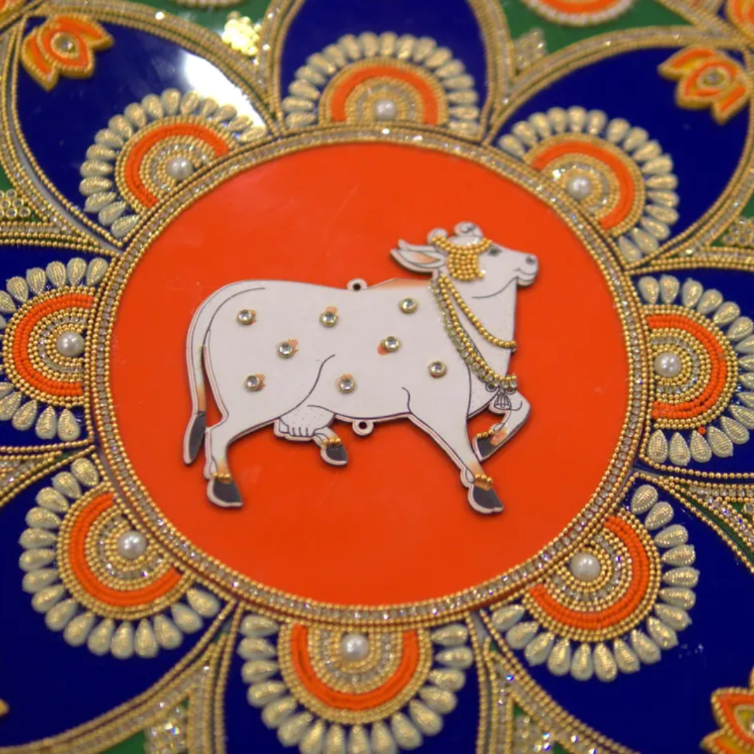 Table Top Decoration – 8 Pc Hand-Painted Clay Wax Diya Centerpiece