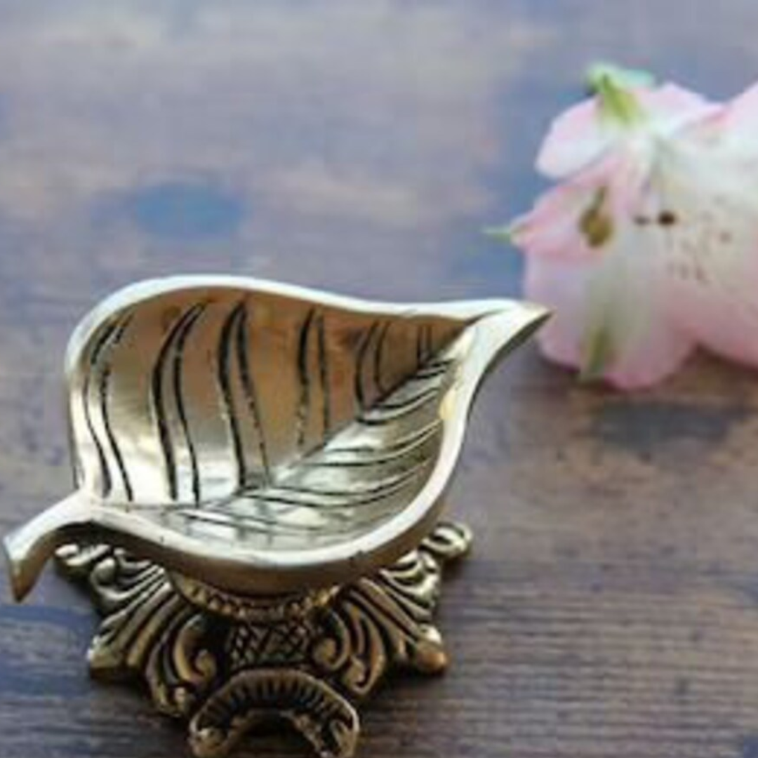 Brass Leaf Oil Diya – Indian Tabletop Candle Holder for Puja & Diwali