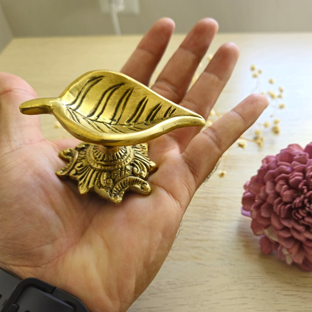 Brass Leaf Oil Diya – Indian Tabletop Candle Holder for Puja & Diwali