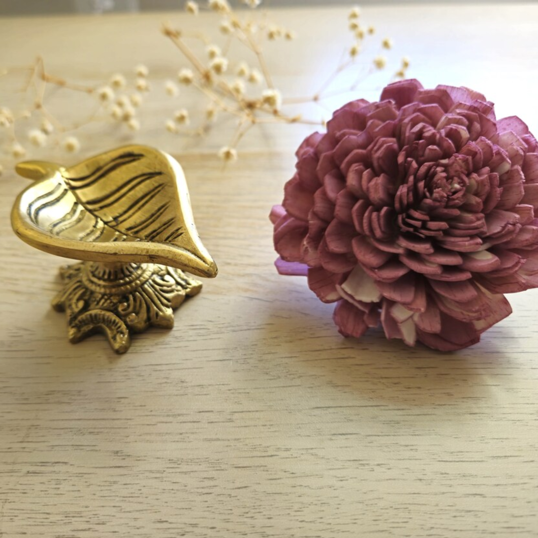 Brass Leaf Oil Diya – Indian Tabletop Candle Holder for Puja & Diwali