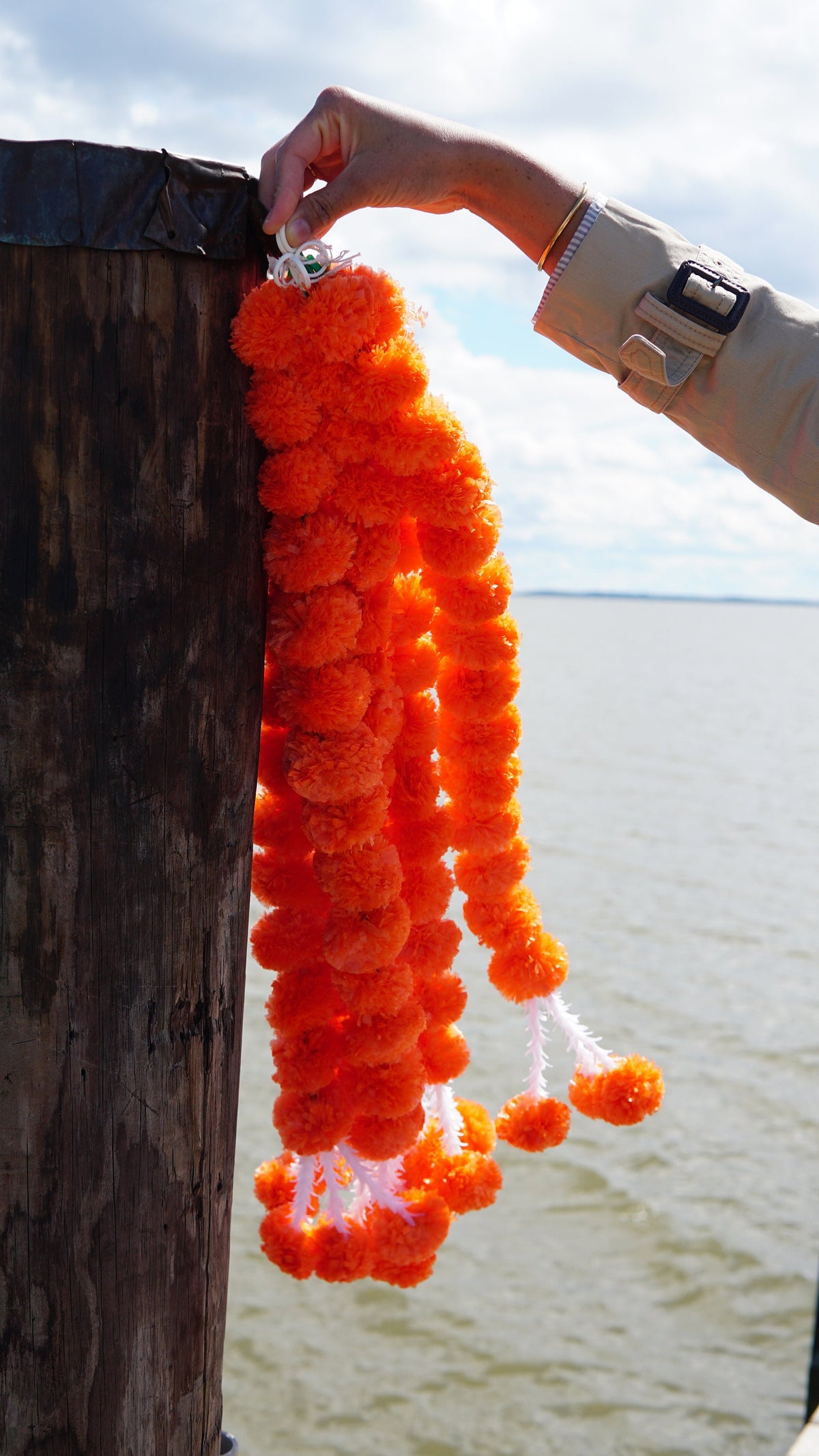 Orange Artificial Flower Garlands - 5 Strings, 3 Feet - product photo 2