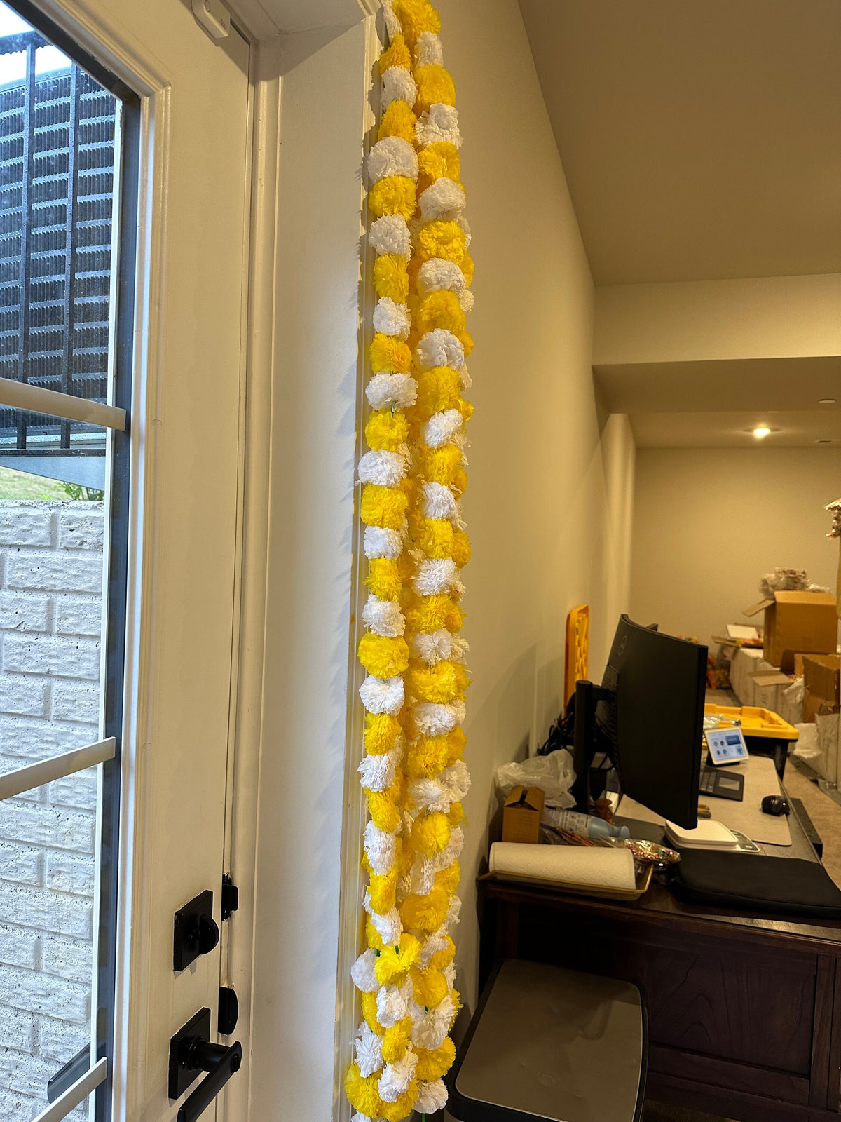 Yellow & White Floral Garlands - 5 Strings, 5 Ft - detail 2