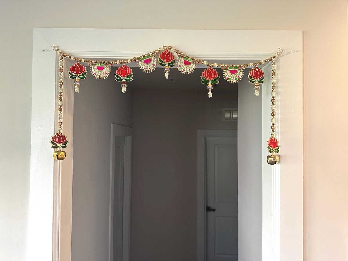 Lotus Beaded Door Toran with Side Hangings - 3 Ft - detail 2